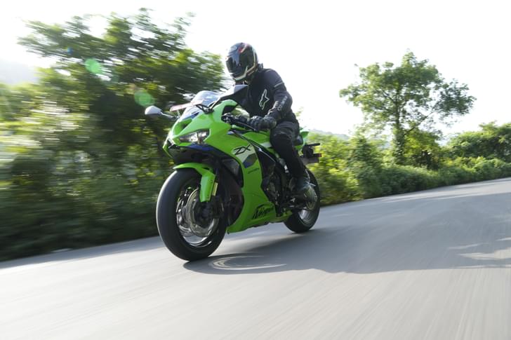 Kawasaki Ninja ZX-6R On Road Price in West Tripura Starts at 11.09